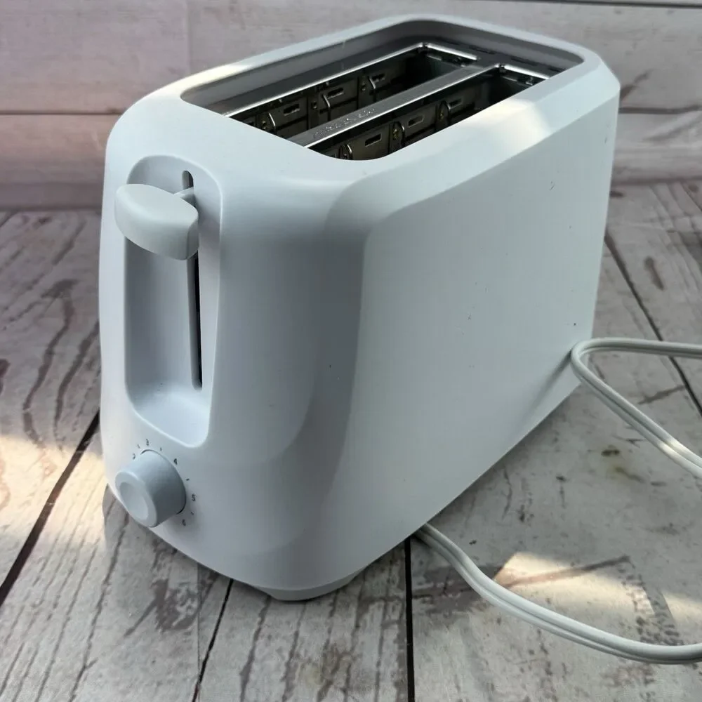 Mainstays 2 Slice Toaster White 6 Shade Settings Removable Crumb Tray